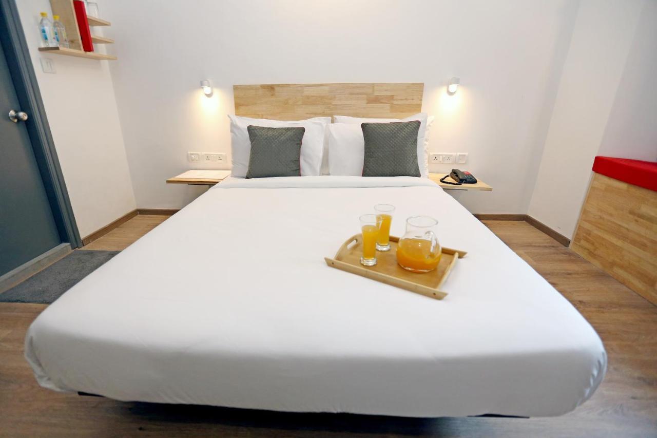 Oyo Townhouse 17 Huda City Center Near Leisure Valley Park Gurgáon Kültér fotó