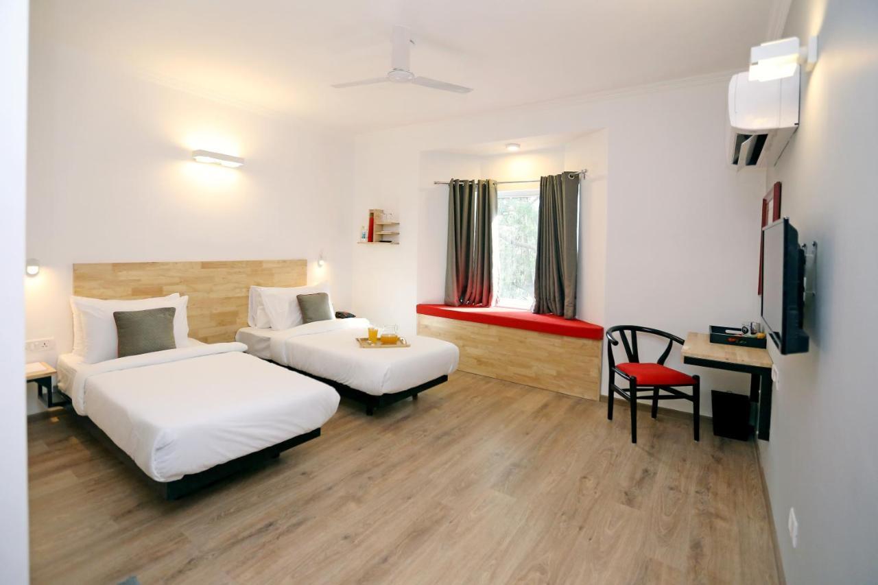 Oyo Townhouse 17 Huda City Center Near Leisure Valley Park Gurgáon Kültér fotó