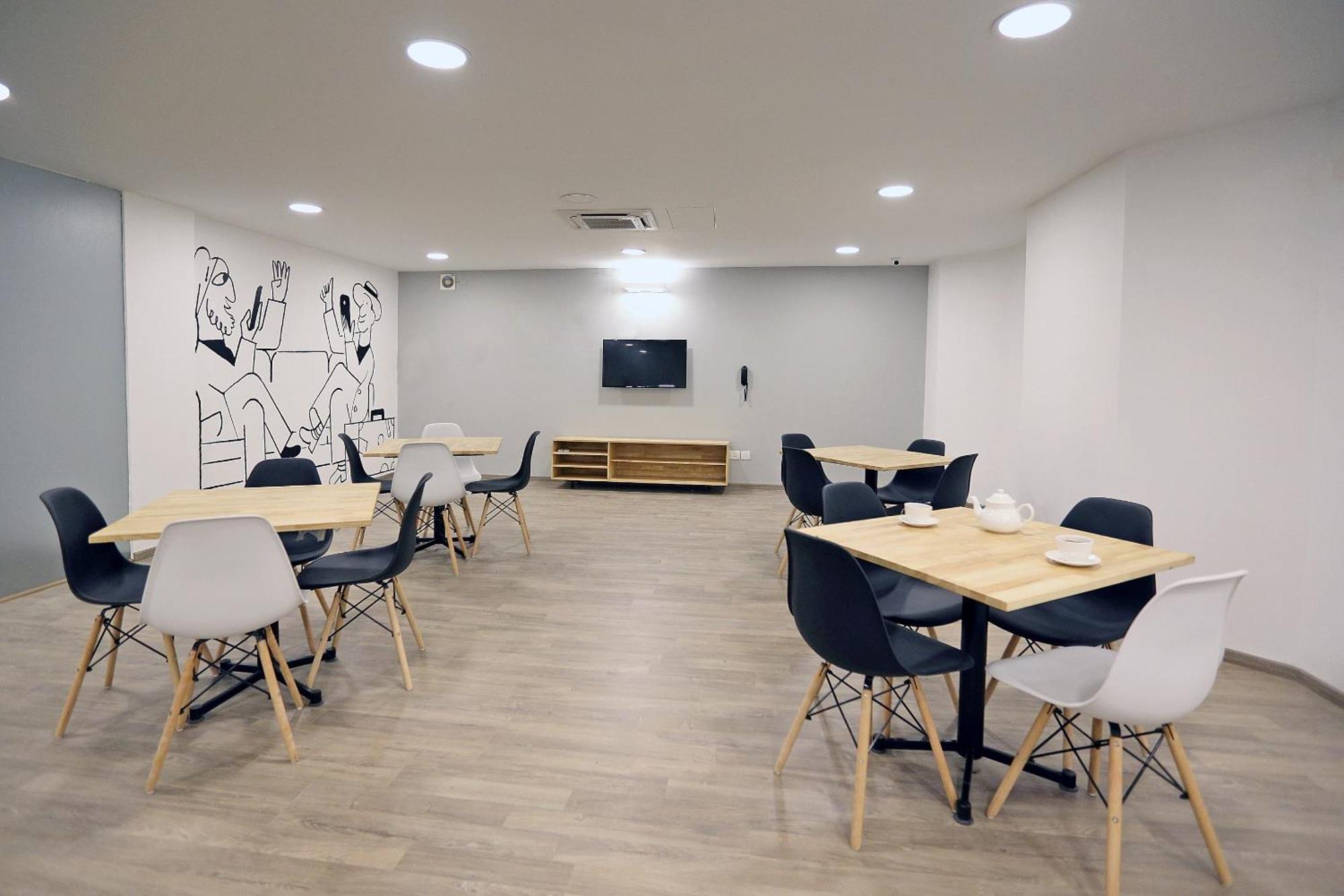 Oyo Townhouse 17 Huda City Center Near Leisure Valley Park Gurgáon Kültér fotó
