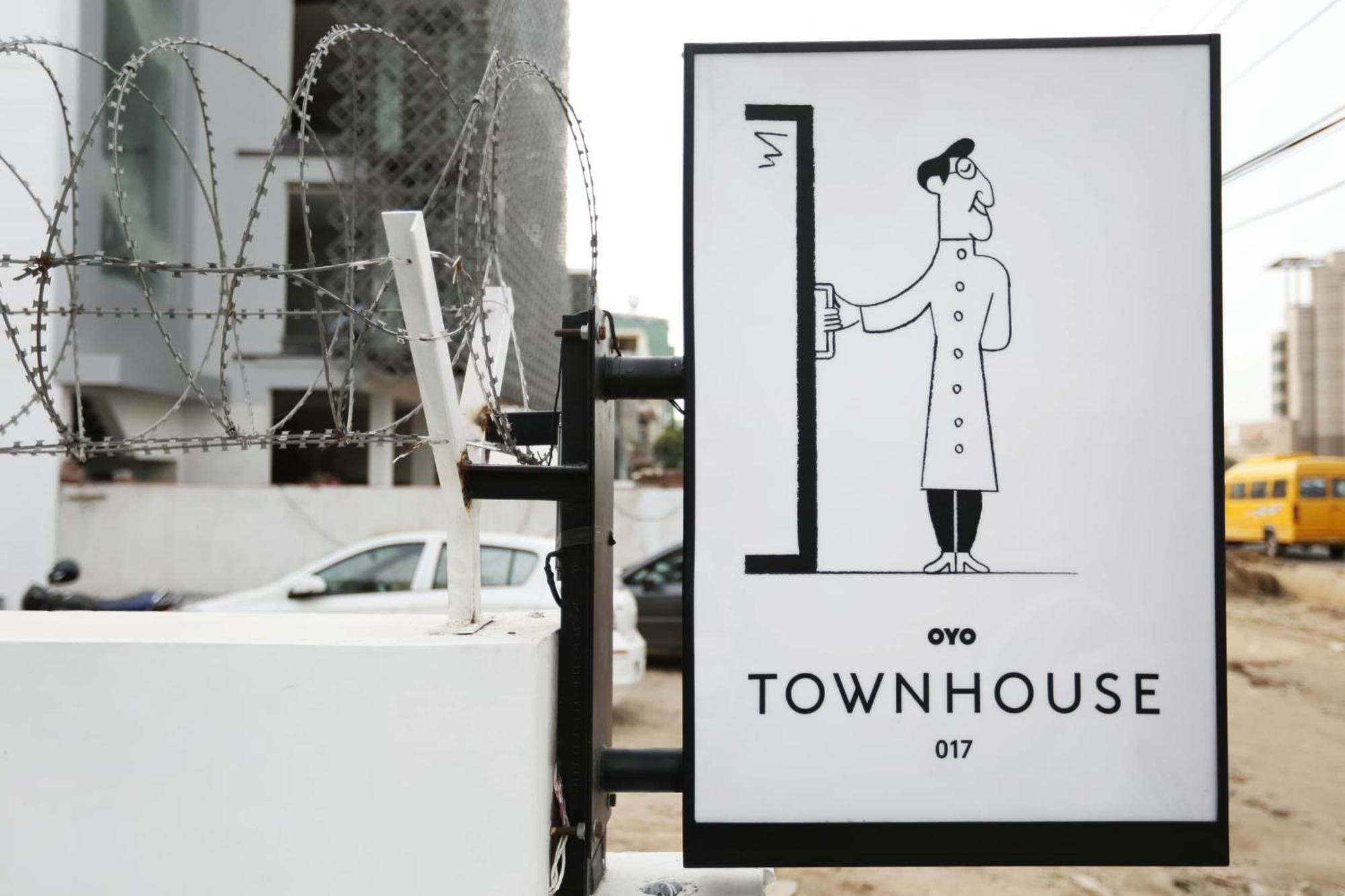 Oyo Townhouse 17 Huda City Center Near Leisure Valley Park Gurgáon Kültér fotó
