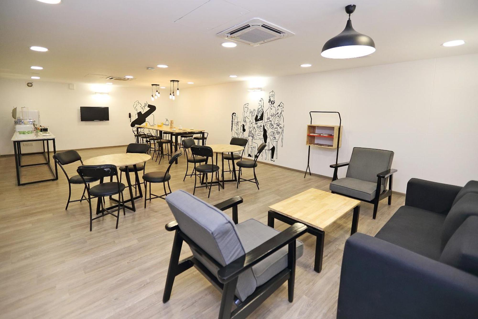 Oyo Townhouse 17 Huda City Center Near Leisure Valley Park Gurgáon Kültér fotó