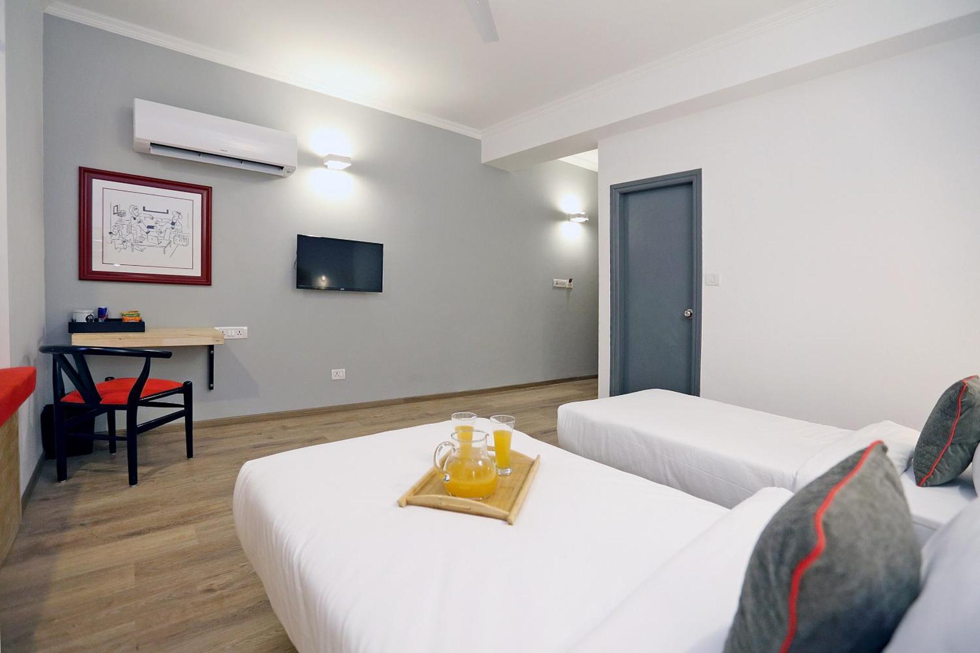 Oyo Townhouse 17 Huda City Center Near Leisure Valley Park Gurgáon Kültér fotó